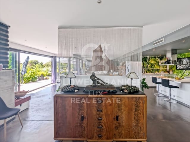 4 slaapkamer Villa te koop in Mollet de Peralada met zwembad garage - € 660.000 (Ref: 9915818)