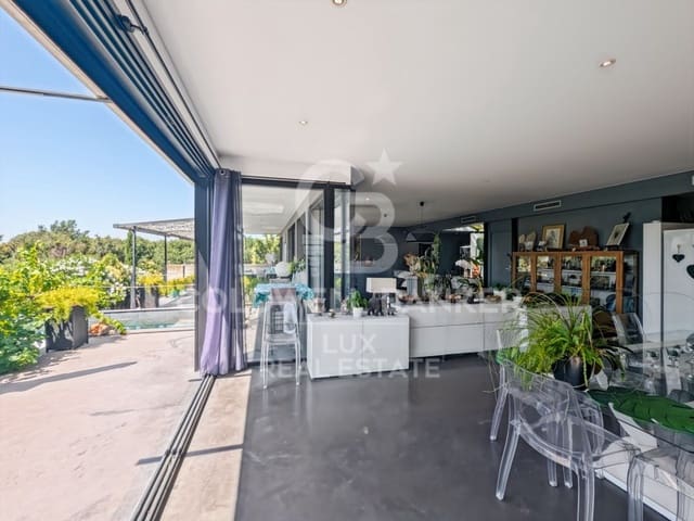 4 slaapkamer Villa te koop in Mollet de Peralada met zwembad garage - € 660.000 (Ref: 9915818)