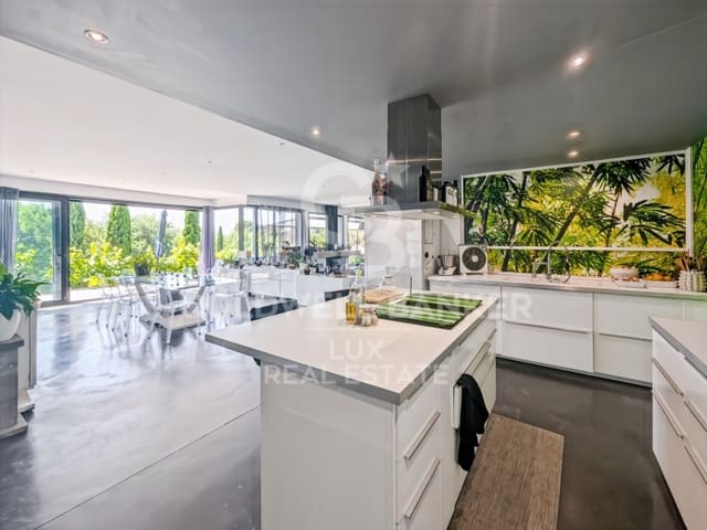 4 chambre Villa/Maison à vendre à Mollet de Peralada avec piscine garage - 660 000 € (Ref: 9915818)