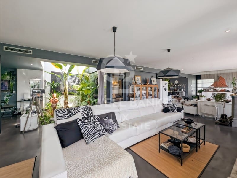 4 bedroom Villa for sale in Mollet de Peralada with pool garage - € 660,000 (Ref: 9915818)