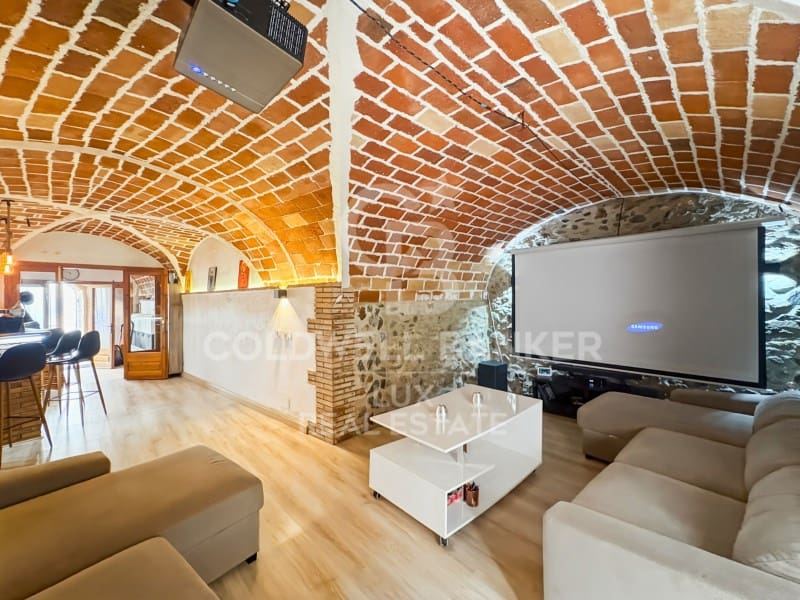 3 bedroom Townhouse for sale in Garriguella - € 309,000 (Ref: 9929037)