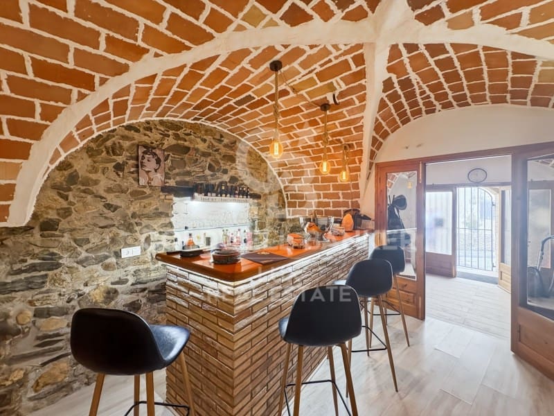 3 bedroom Townhouse for sale in Garriguella - € 309,000 (Ref: 9929037)