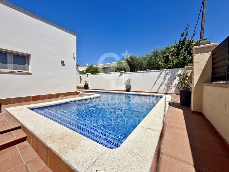 3 quarto Moradia para venda em Roses com piscina garagem - 535 000 € (Ref: 9941996)