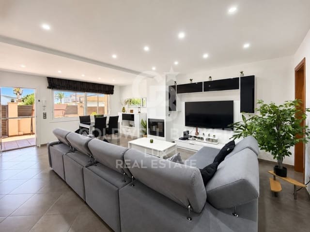 3 soveværelse Villa til salg i Roses med swimmingpool garage - € 535.000 (Ref: 9941996)