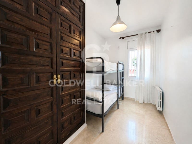 3 sovrum Hus till salu i Empuriabrava med garage - 447 000 € (Ref: 9964962)