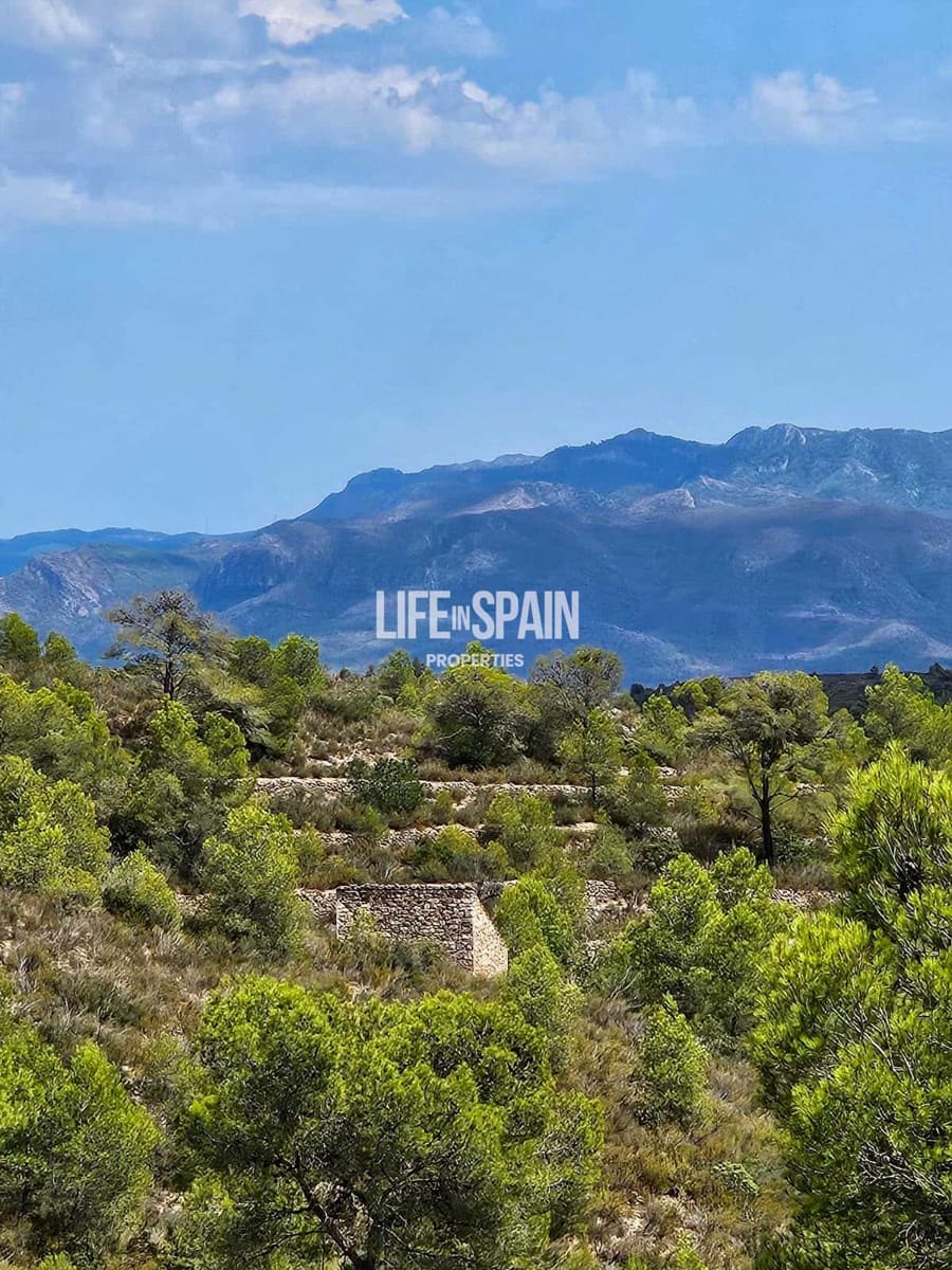 Finca/Casa Rural de 4 habitaciones en Miravet en venta - 310.000 € (Ref: 10167550)