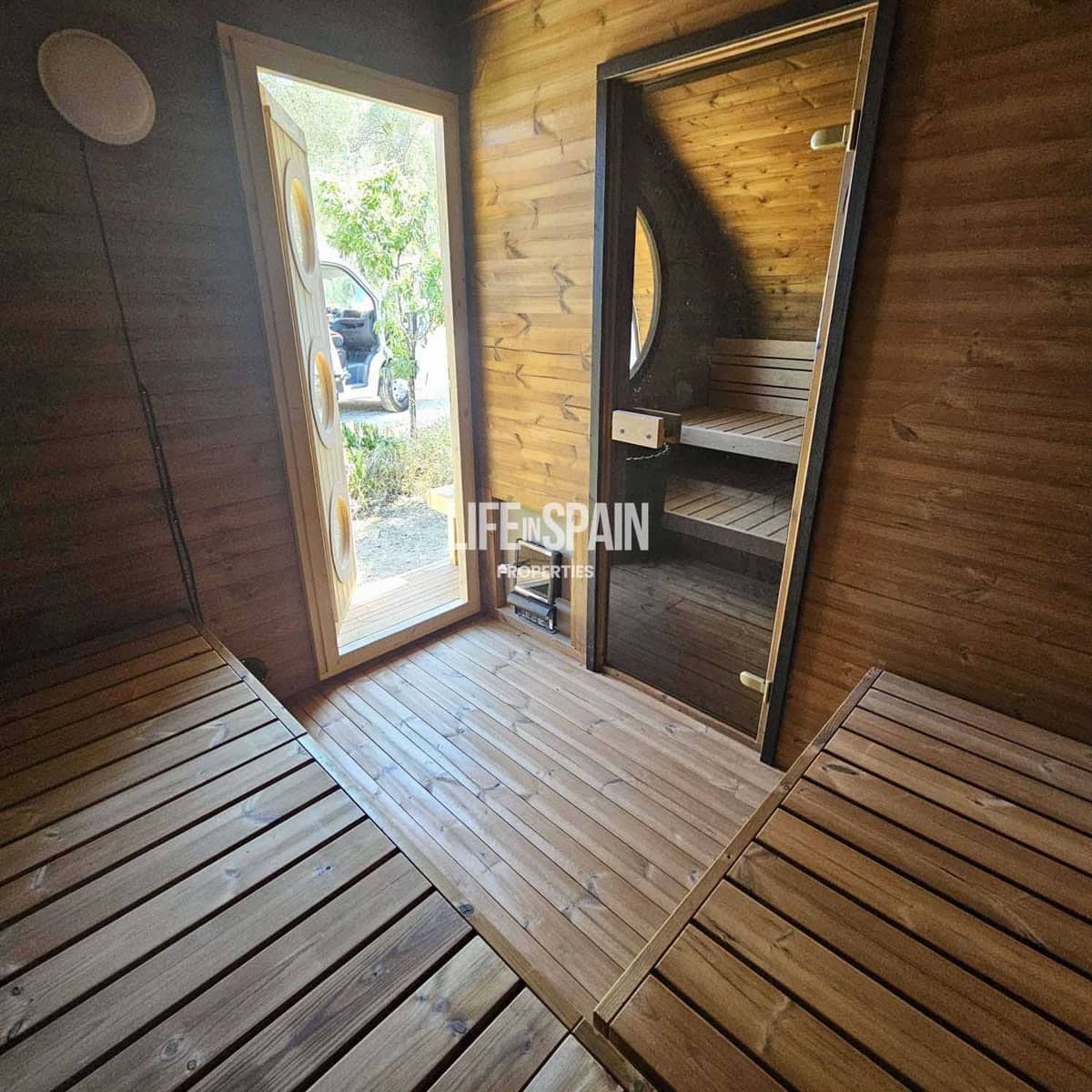 Finca/Casa Rural de 4 habitaciones en Miravet en venta - 310.000 € (Ref: 10167550)
