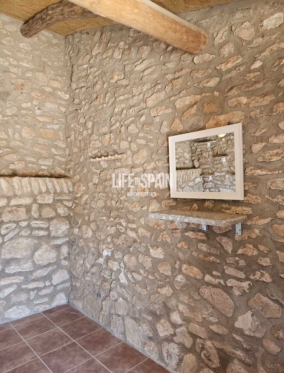 Finca/Casa Rural de 4 habitaciones en Miravet en venta - 310.000 € (Ref: 10167550)