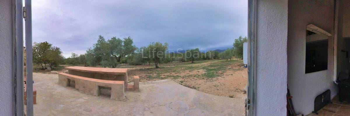 1 soveværelse Finca/Landehus til salg i Tortosa med swimmingpool garage - € 99.000 (Ref: 7635083)