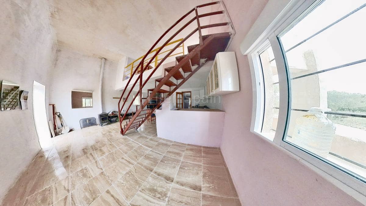 1 soveværelse Finca/Landehus til salg i Tortosa med swimmingpool garage - € 99.000 (Ref: 7635083)