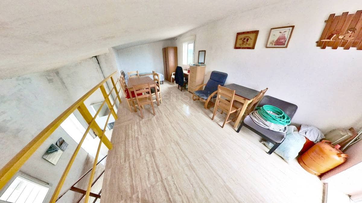 1 soveværelse Finca/Landehus til salg i Tortosa med swimmingpool garage - € 99.000 (Ref: 7635083)