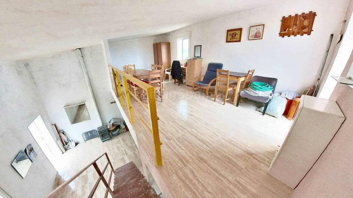 1 soveværelse Finca/Landehus til salg i Tortosa med swimmingpool garage - € 99.000 (Ref: 7635083)