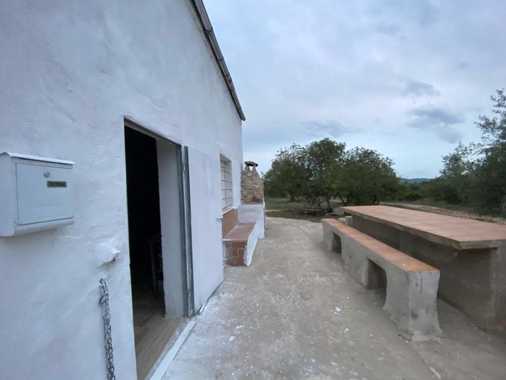 1 soveværelse Finca/Landehus til salg i Tortosa med swimmingpool garage - € 99.000 (Ref: 7635083)