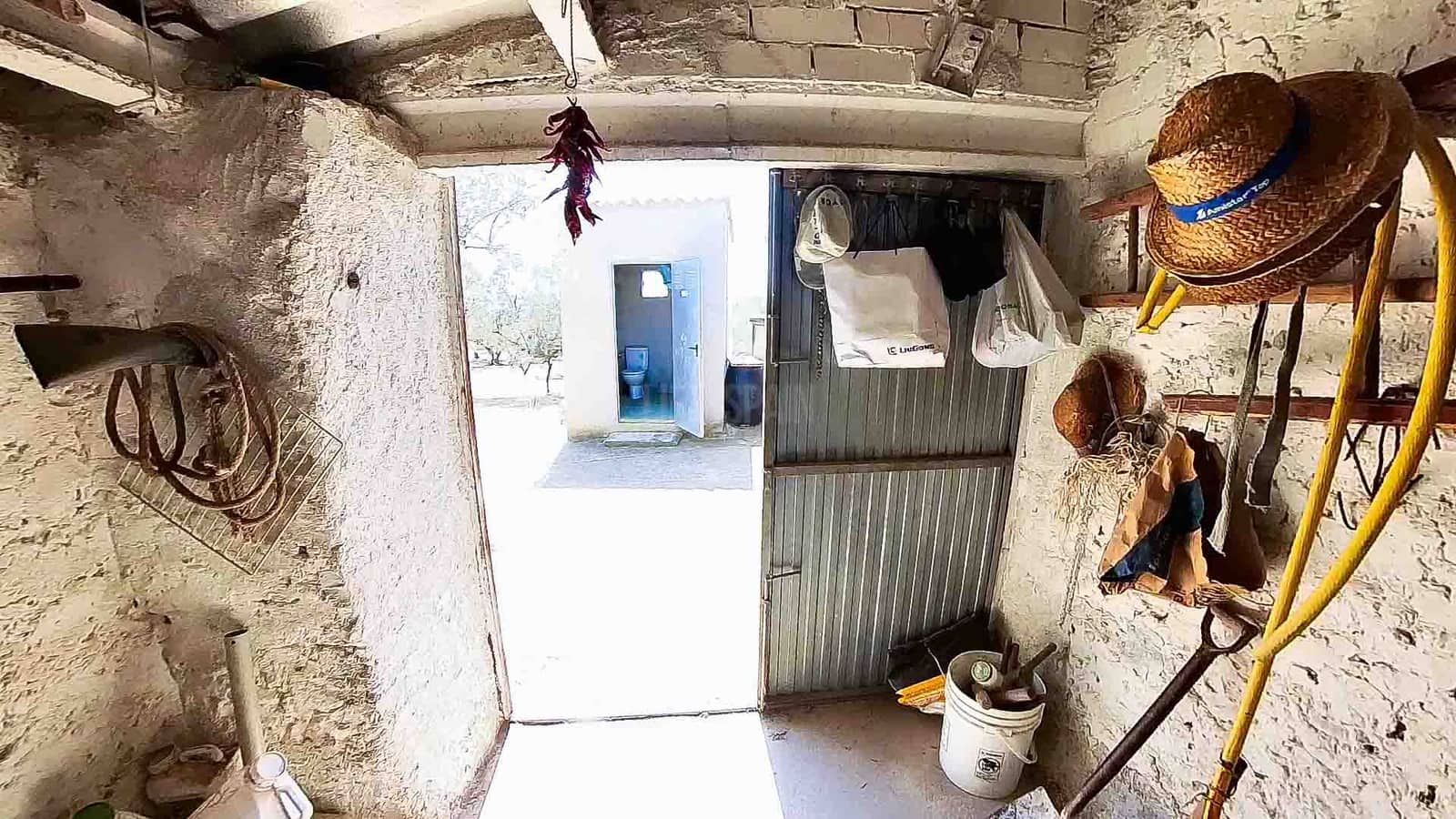 2 soveværelse Finca/Landehus til salg i L'Ampolla med garage - € 85.000 (Ref: 7635393)