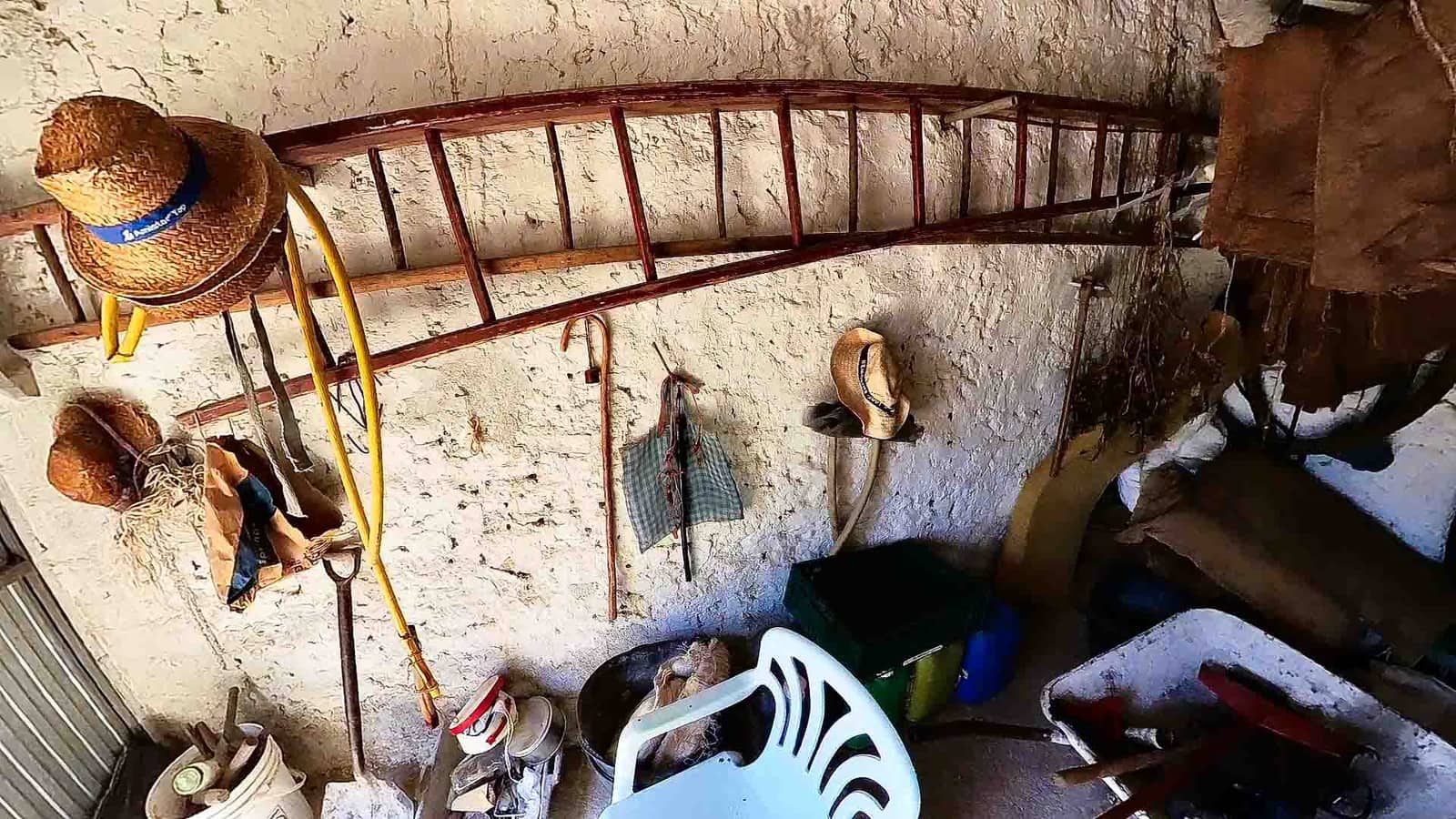 2 soveværelse Finca/Landehus til salg i L'Ampolla med garage - € 85.000 (Ref: 7635393)