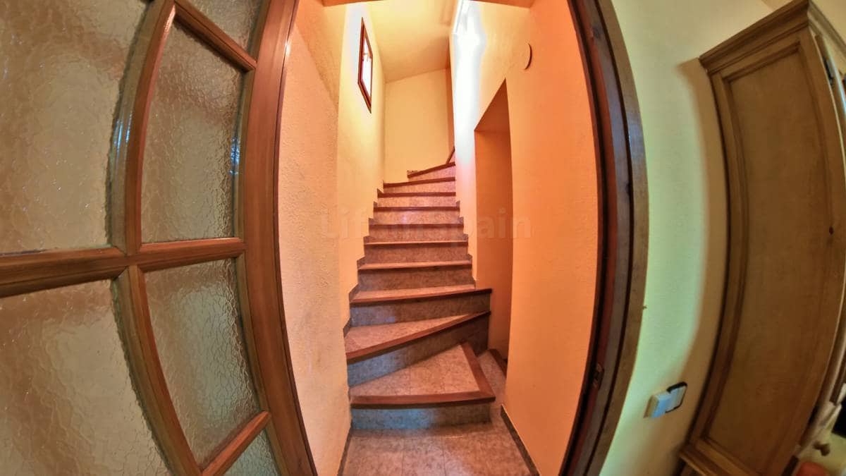 6 bedroom Finca/Country House for sale in Camarles with garage - € 635,000 (Ref: 7652310)