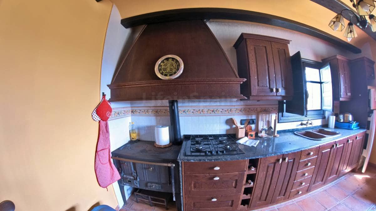 6 bedroom Finca/Country House for sale in Camarles with garage - € 635,000 (Ref: 7652310)