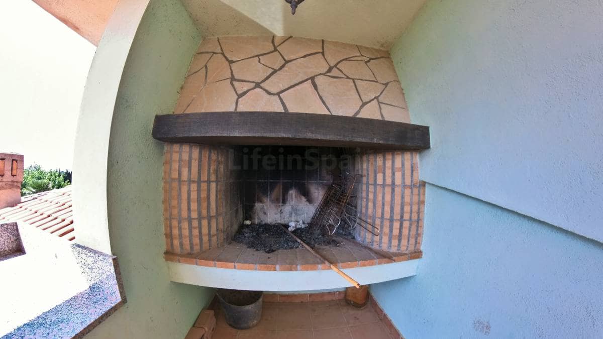 6 bedroom Finca/Country House for sale in Camarles with garage - € 635,000 (Ref: 7652310)