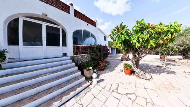 6 soverom Finca/Herregård til salgs i L'Ampolla med svømmebasseng garasje - € 385 000 (Ref: 7709670)