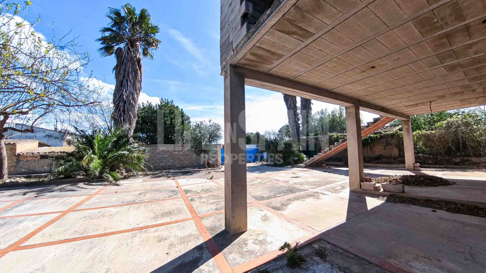 3 soveværelse Villa til salg i Tortosa med swimmingpool garage - € 130.000 (Ref: 8155939)