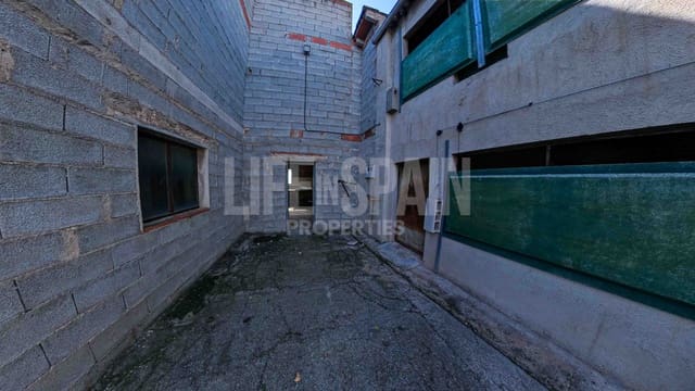 3 soverom Villa til salgs i Tortosa med svømmebasseng garasje - € 130 000 (Ref: 8155939)