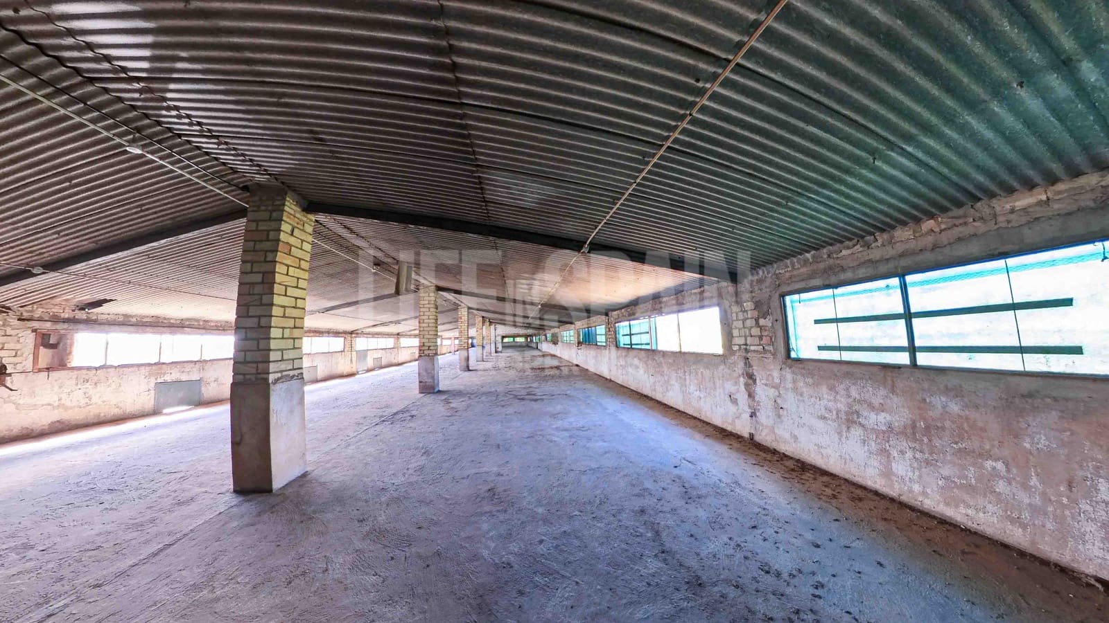 3 soveværelse Villa til salg i Tortosa med swimmingpool garage - € 130.000 (Ref: 8155939)