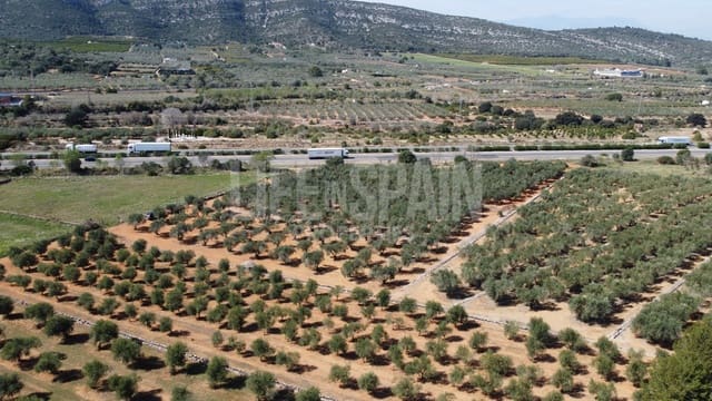 Finca/Landhuis te koop in Freginals - € 15.000 (Ref: 8164916)