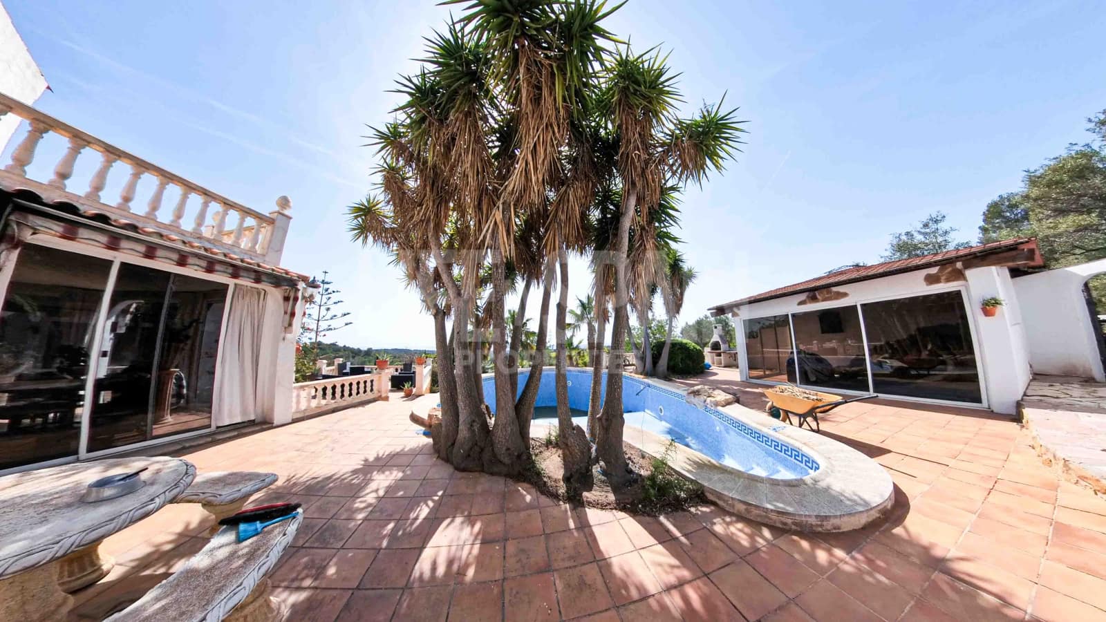 5 soverom Villa til salgs i El Perello med svømmebasseng garasje - € 750 000 (Ref: 8182697)