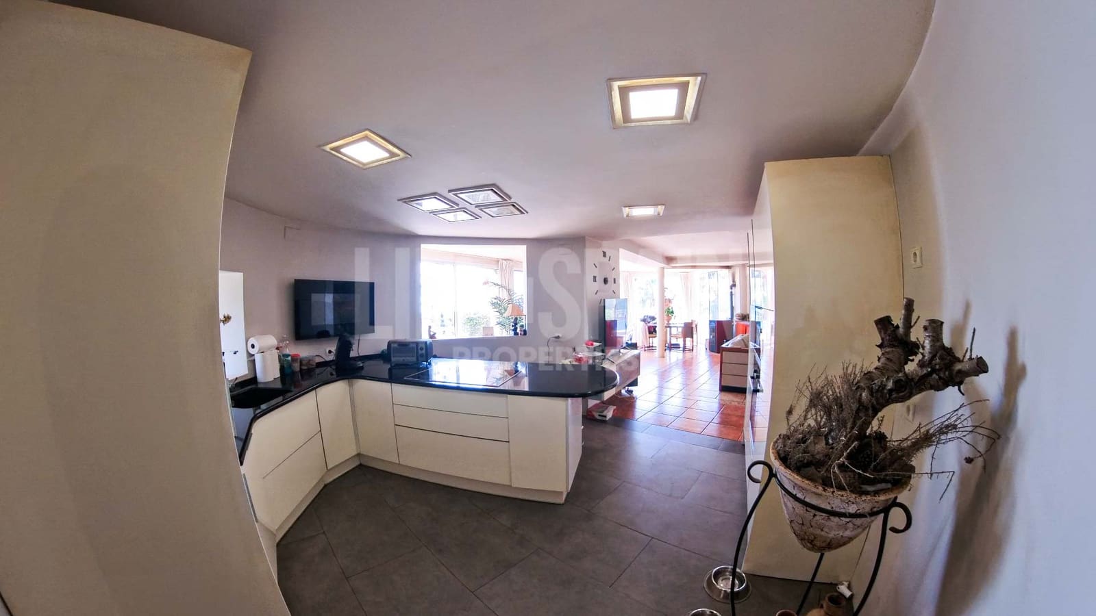 5 soverom Villa til salgs i El Perello med svømmebasseng garasje - € 750 000 (Ref: 8182697)