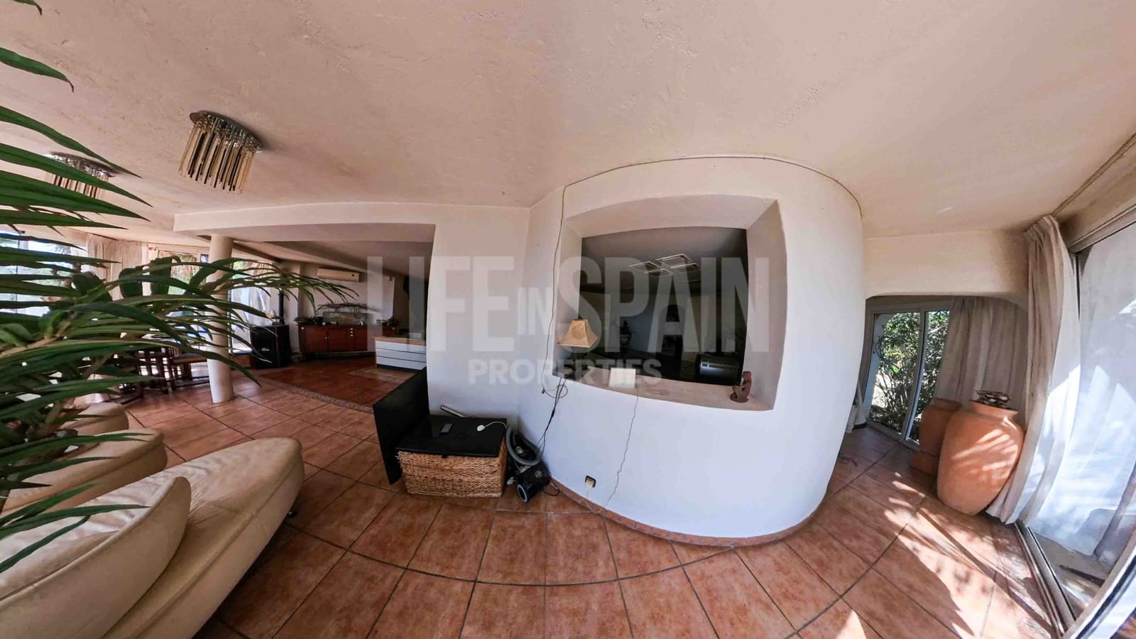 5 soverom Villa til salgs i El Perello med svømmebasseng garasje - € 750 000 (Ref: 8182697)