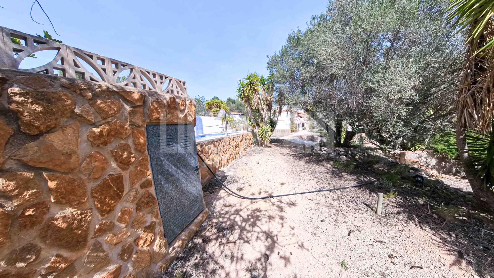 5 soverom Villa til salgs i El Perello med svømmebasseng garasje - € 750 000 (Ref: 8182697)