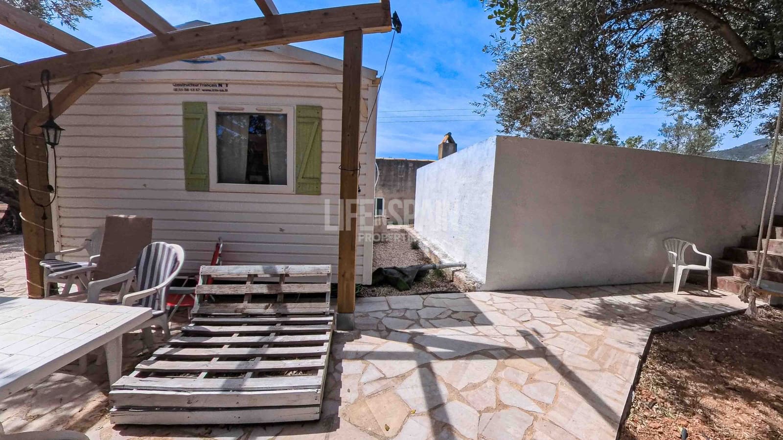 2 soveværelse Finca/Landehus til salg i Aldover med swimmingpool - € 82.000 (Ref: 8311795)