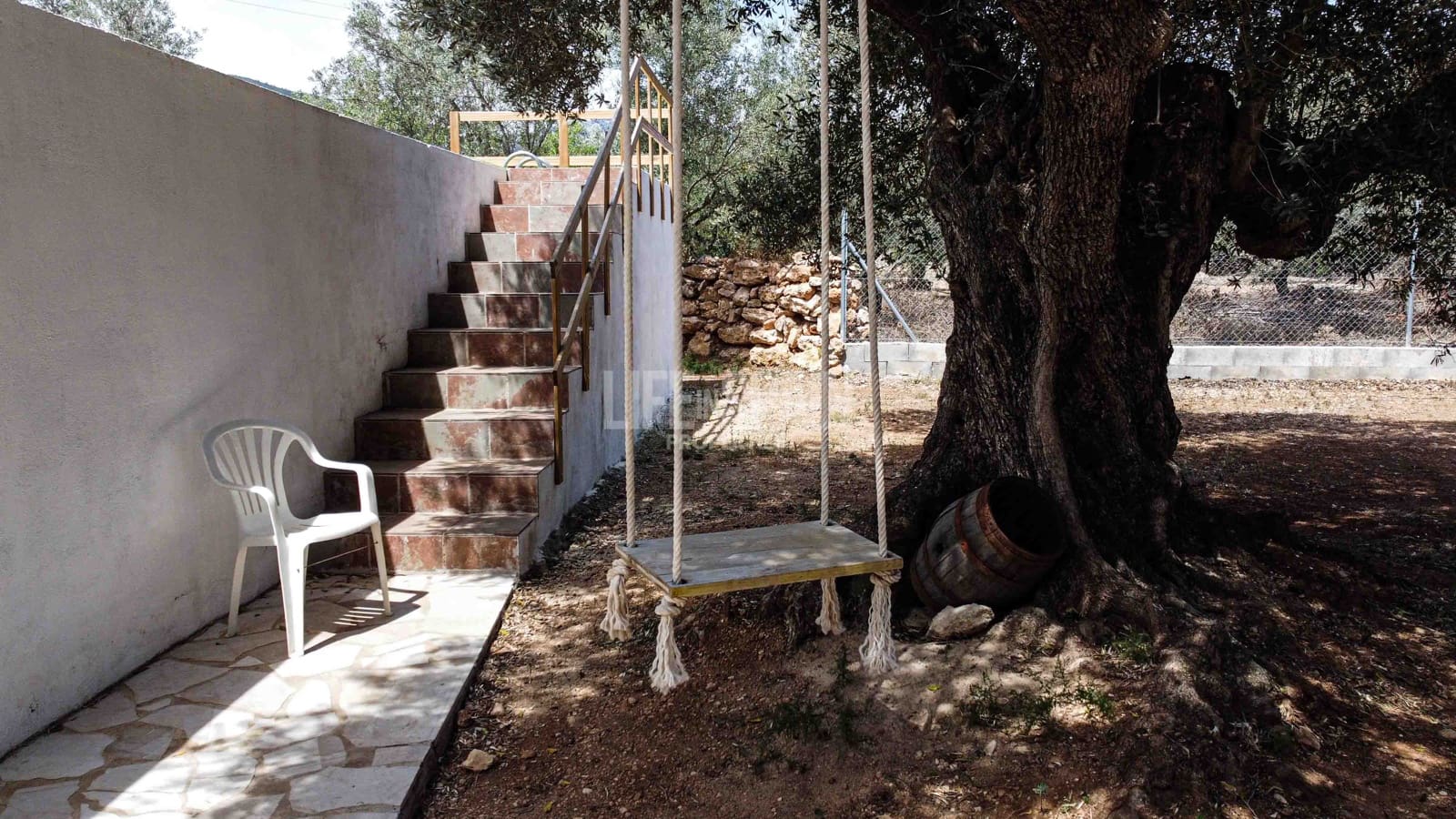 2 soveværelse Finca/Landehus til salg i Aldover med swimmingpool - € 82.000 (Ref: 8311795)