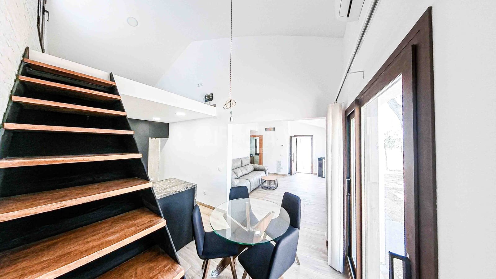 3 soveværelse Villa til salg i Masdenverge med swimmingpool garage - € 580.000 (Ref: 8311898)