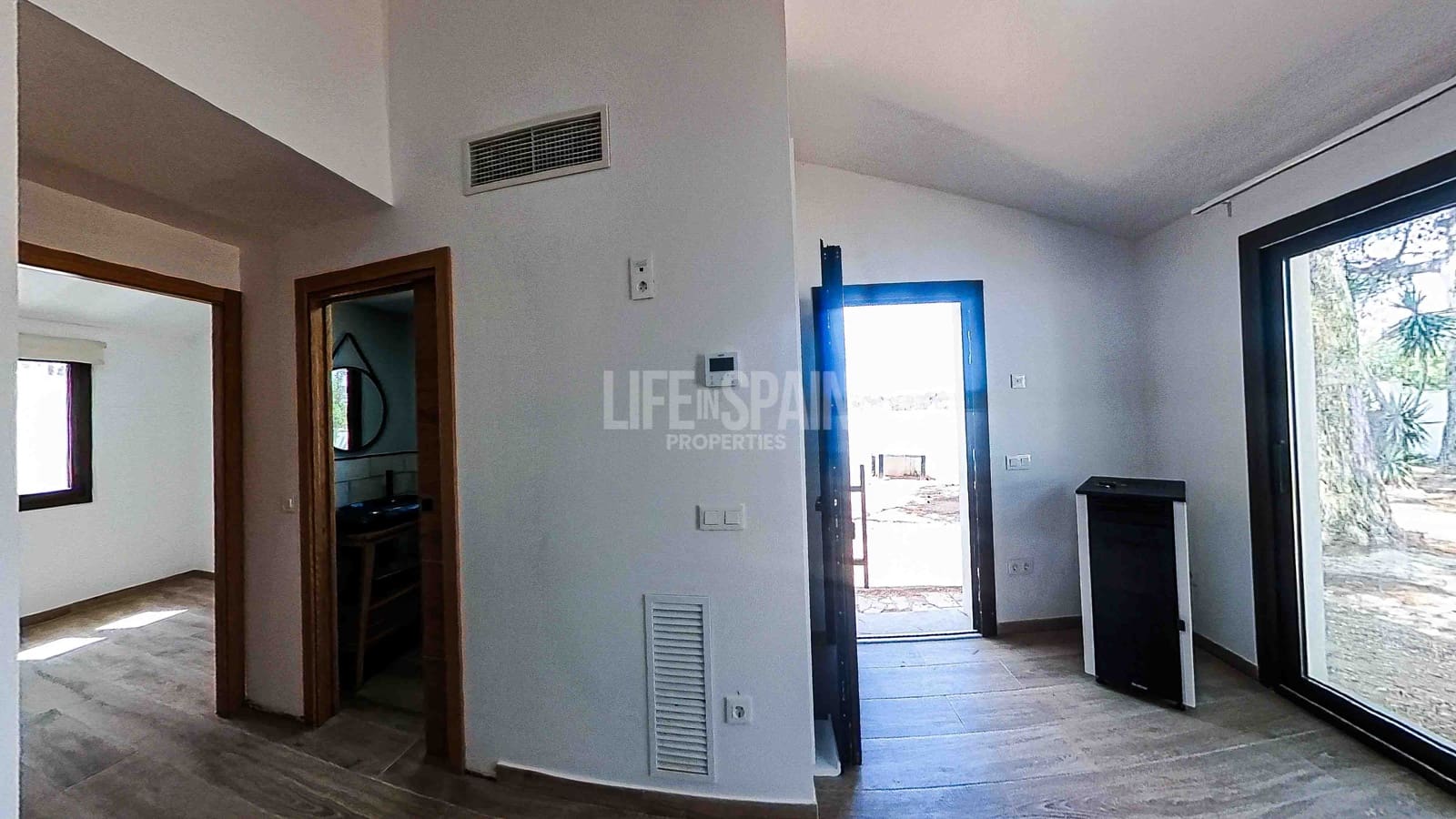 3 soveværelse Villa til salg i Masdenverge med swimmingpool garage - € 580.000 (Ref: 8311898)