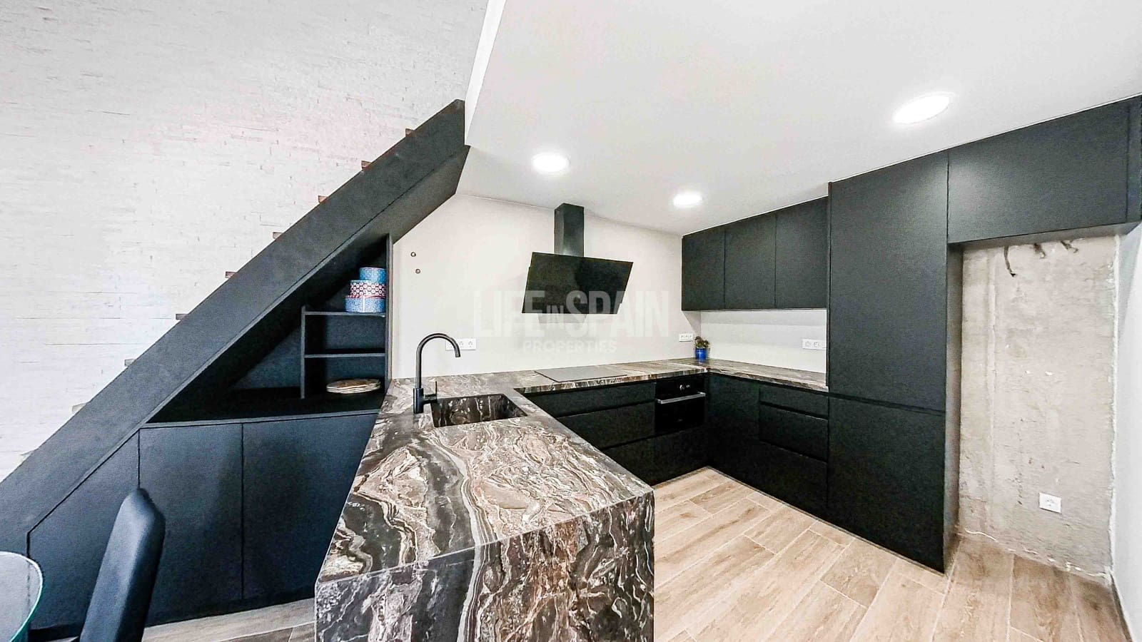 3 soveværelse Villa til salg i Masdenverge med swimmingpool garage - € 580.000 (Ref: 8311898)