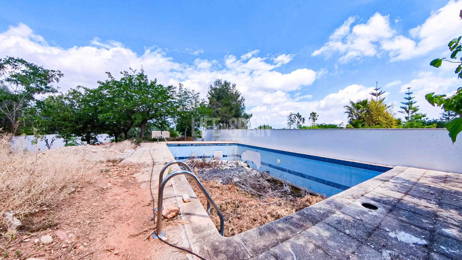 3 soveværelse Villa til salg i Masdenverge med swimmingpool garage - € 580.000 (Ref: 8311898)