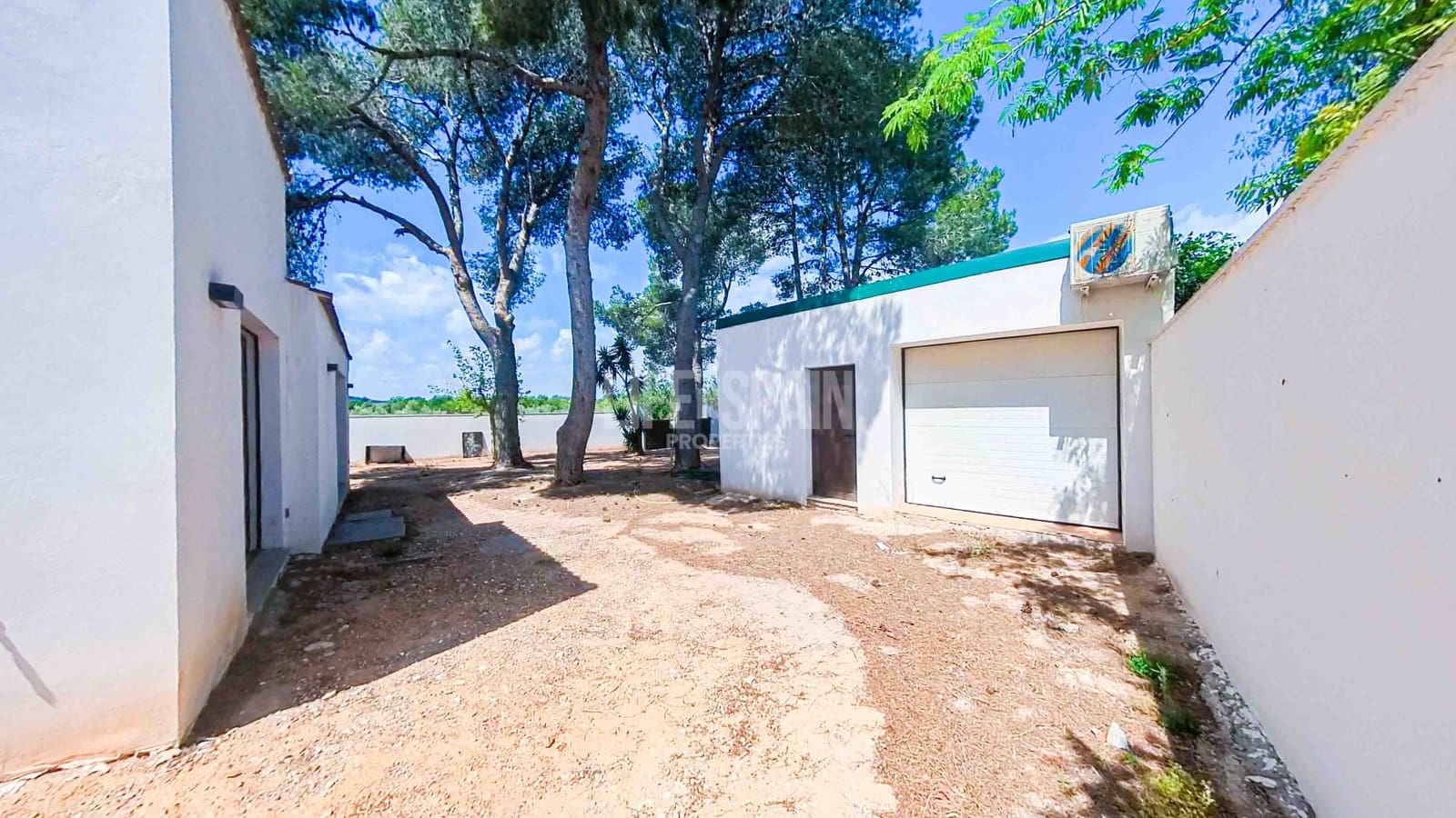 3 soveværelse Villa til salg i Masdenverge med swimmingpool garage - € 580.000 (Ref: 8311898)