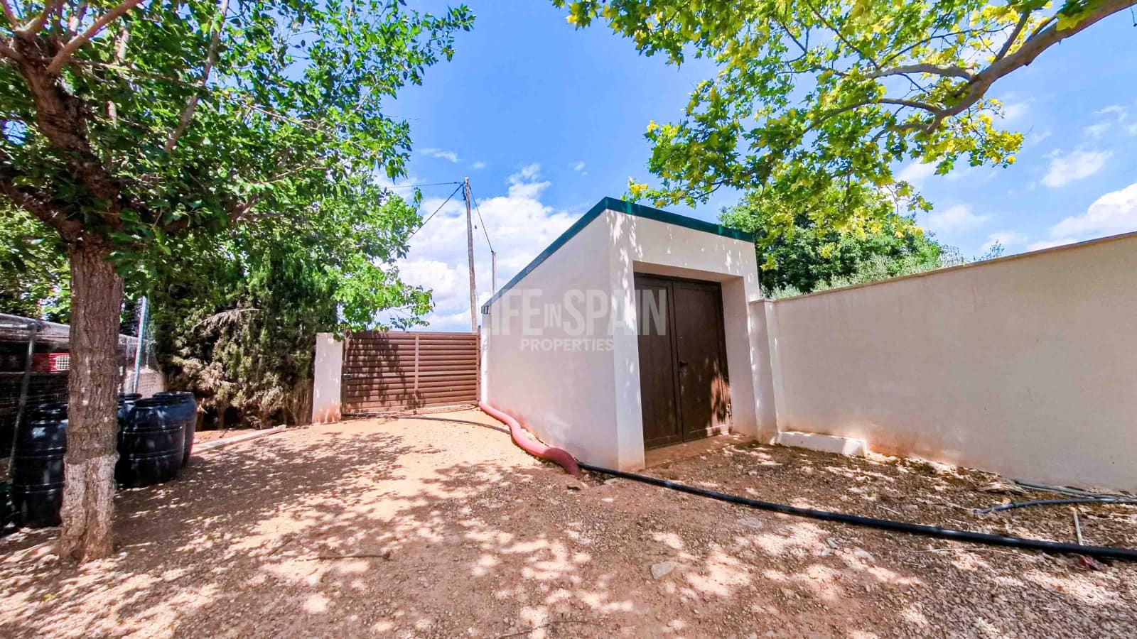 3 soveværelse Villa til salg i Masdenverge med swimmingpool garage - € 580.000 (Ref: 8311898)