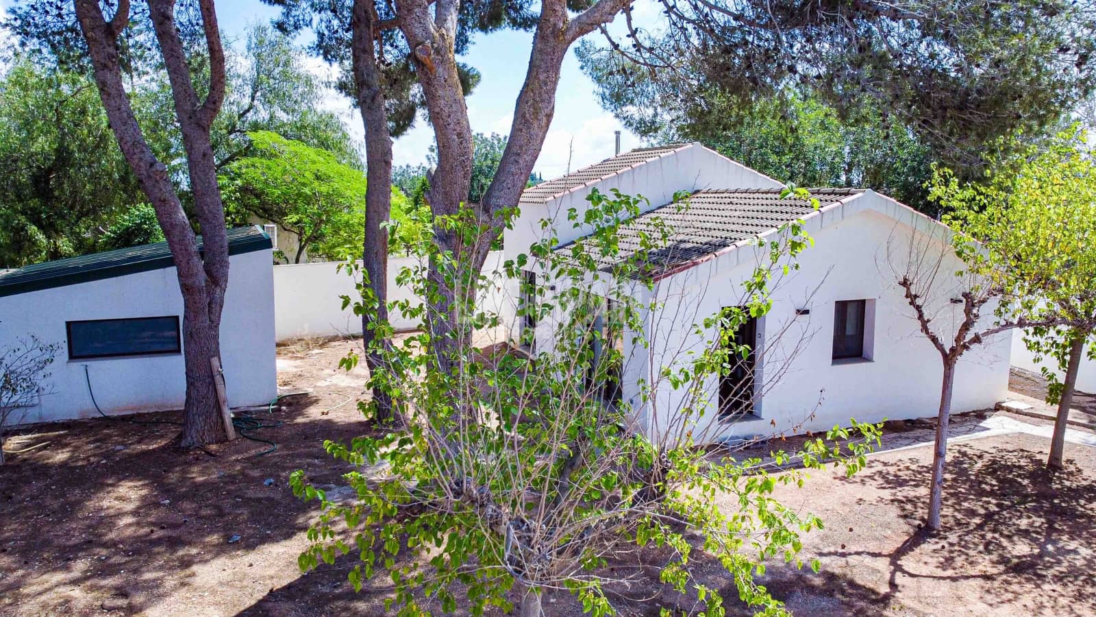 3 soveværelse Villa til salg i Masdenverge med swimmingpool garage - € 580.000 (Ref: 8311898)