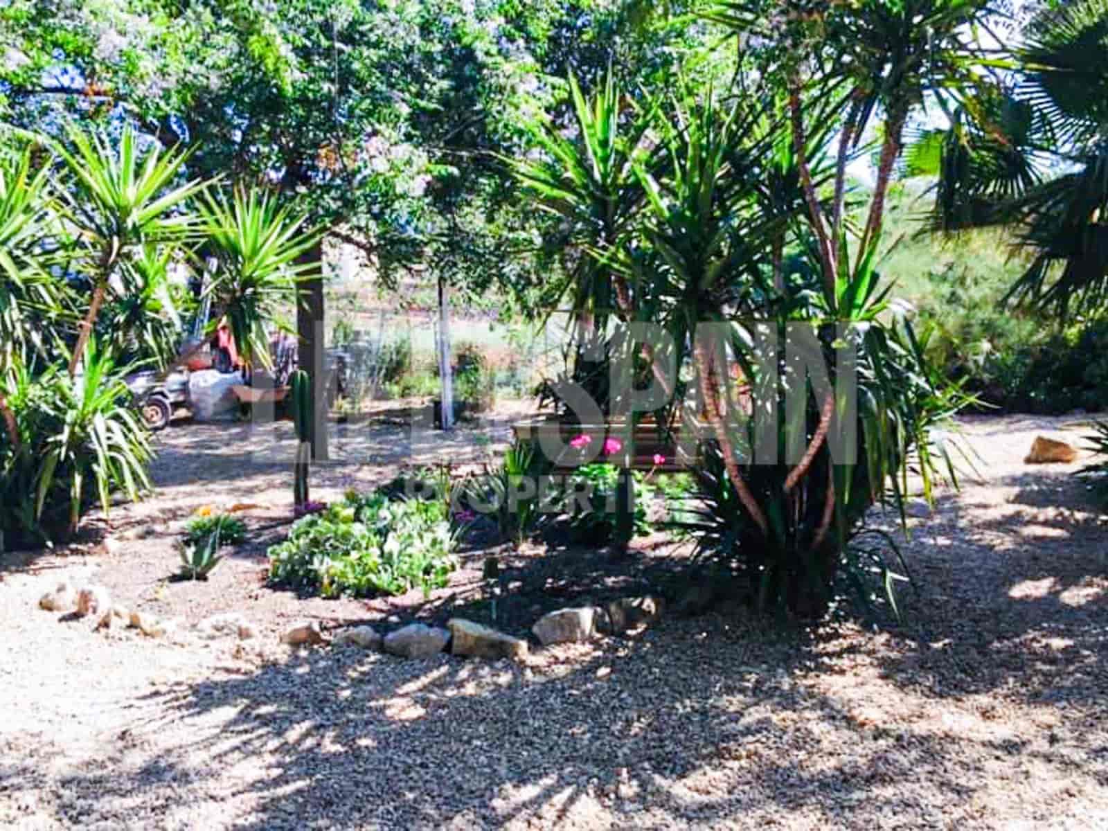 3 soveværelse Finca/Landehus til salg i Mora la Nova med swimmingpool - € 215.000 (Ref: 8506808)