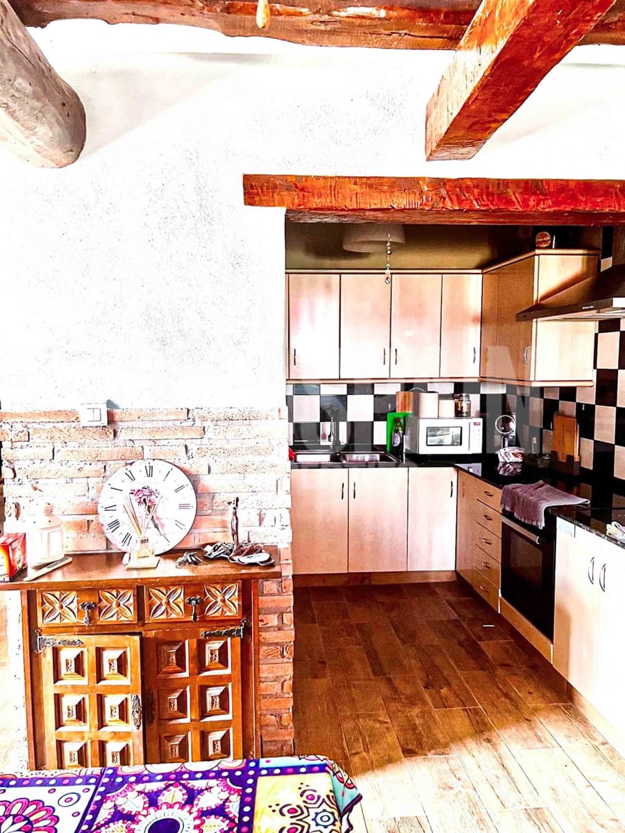 3 soveværelse Finca/Landehus til salg i Mora la Nova med swimmingpool - € 215.000 (Ref: 8506808)