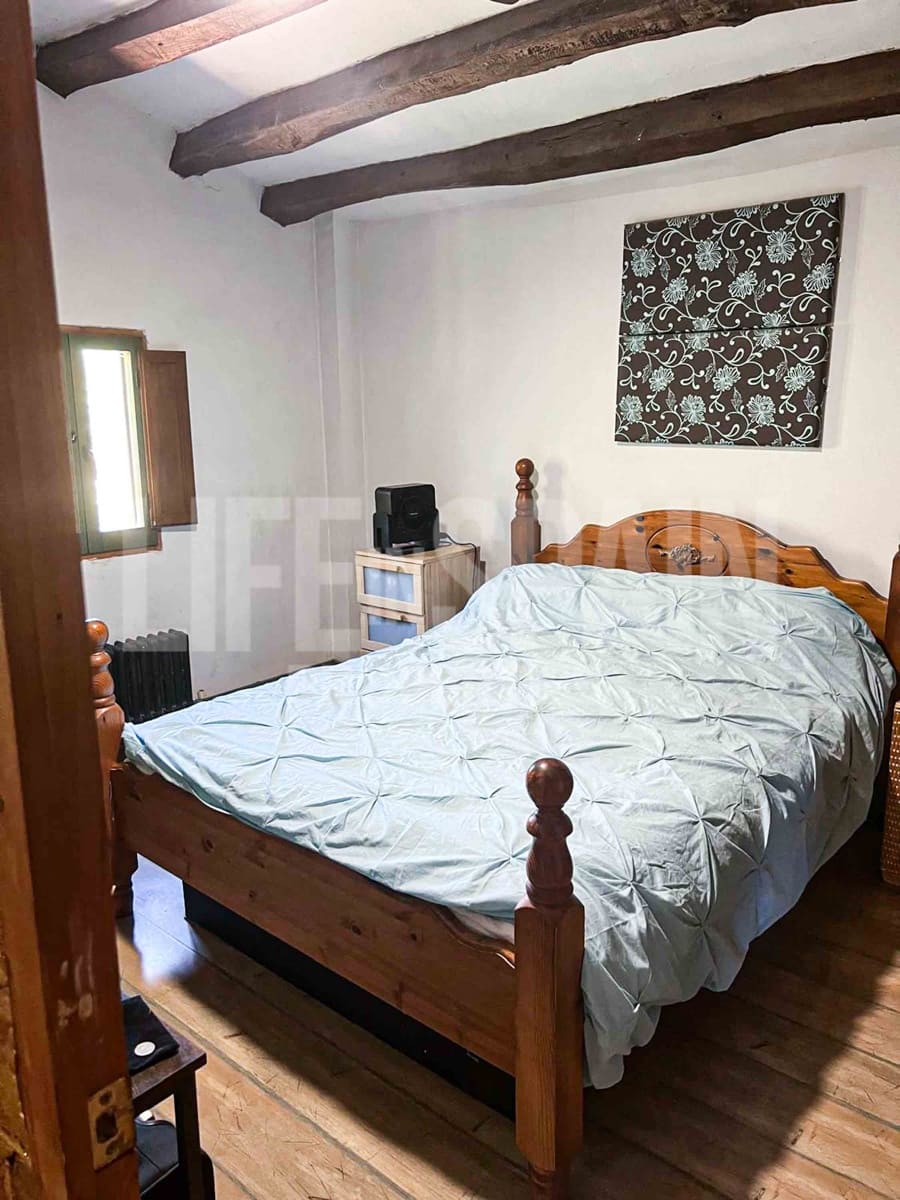 3 soveværelse Finca/Landehus til salg i Mora la Nova med swimmingpool - € 215.000 (Ref: 8506808)