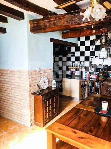 3 makuuhuone Maalaistalo myytävänä paikassa Móra la Nova mukana uima-altaan - 215 000 € (Ref: 8506808)