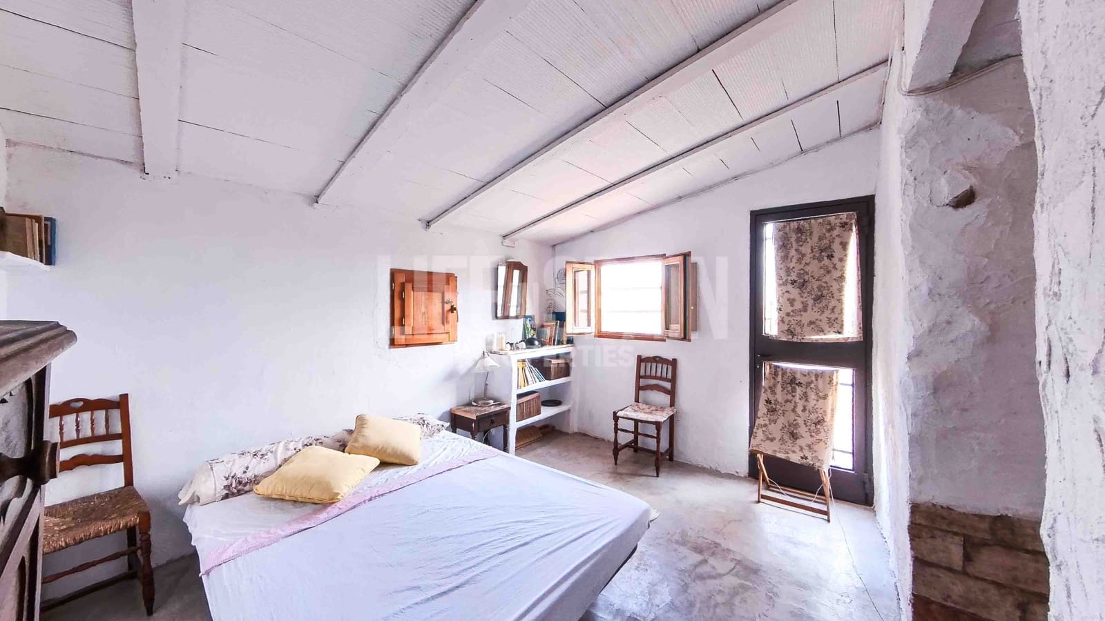 2 soveværelse Finca/Landehus til salg i Tortosa med garage - € 160.000 (Ref: 8546046)