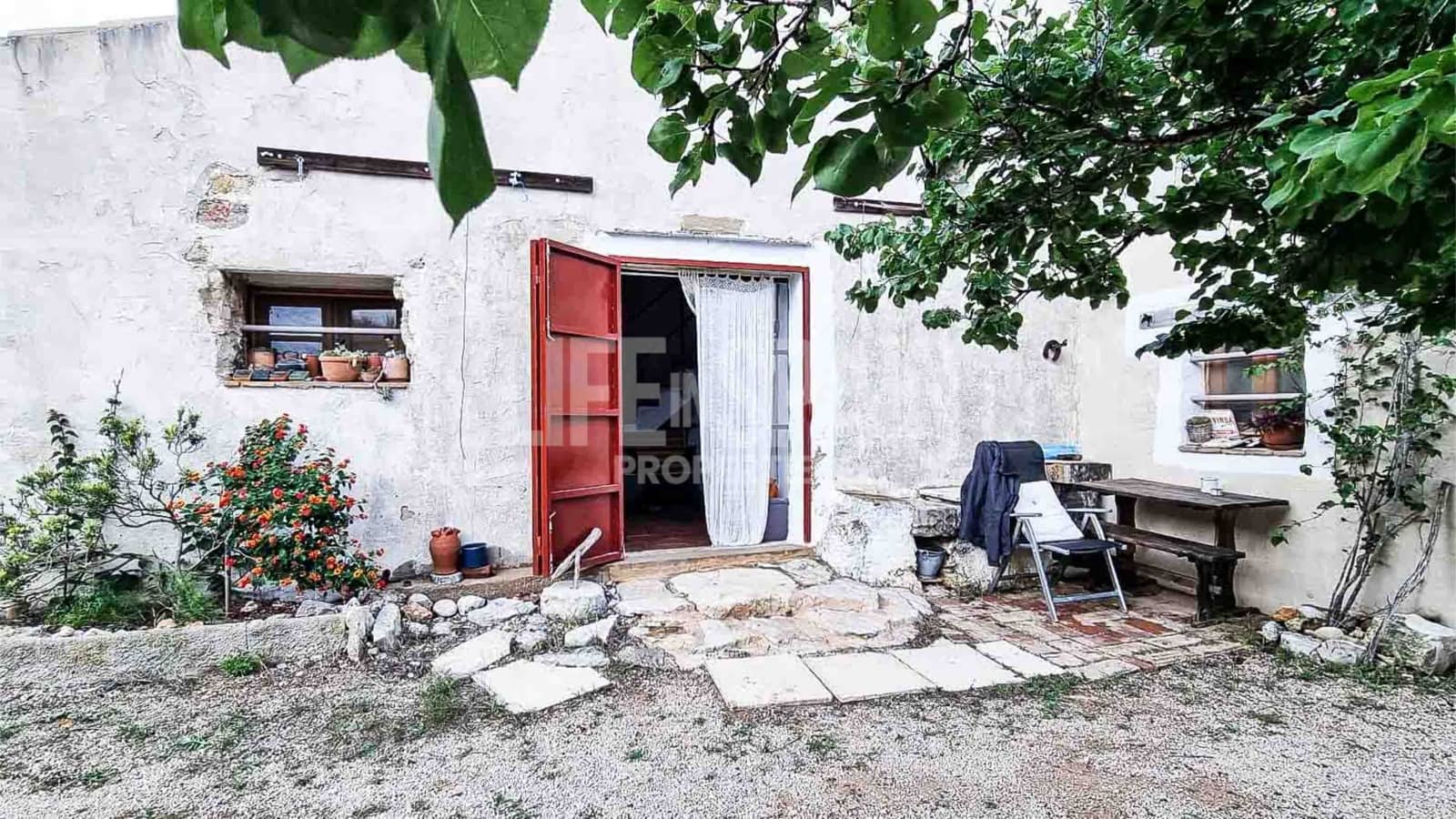 2 soveværelse Finca/Landehus til salg i Tortosa med garage - € 160.000 (Ref: 8546046)