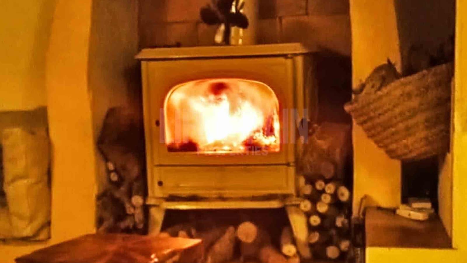 3 soveværelse Finca/Landehus til salg i El Perello med swimmingpool - € 295.000 (Ref: 8567597)