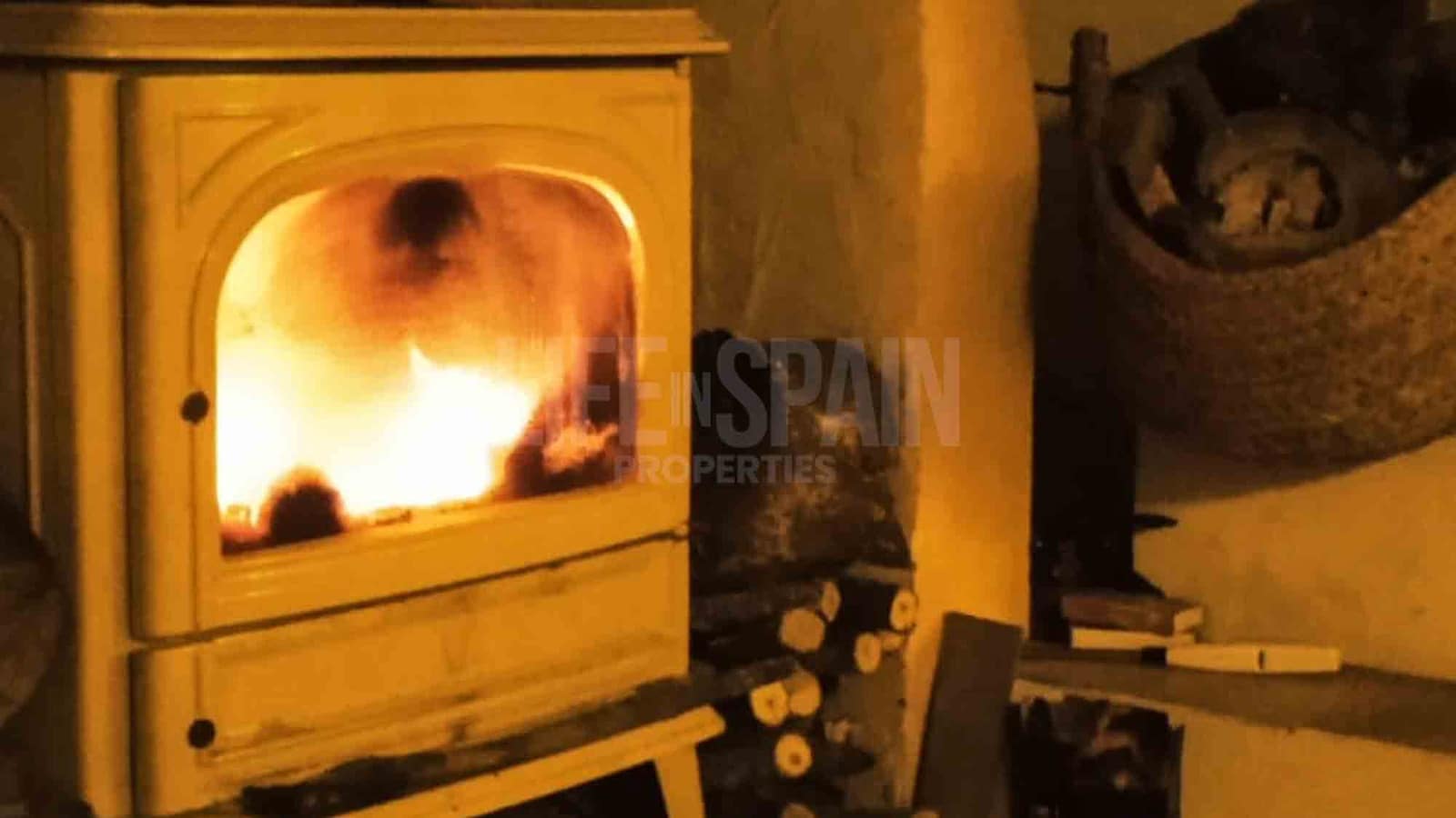 3 soveværelse Finca/Landehus til salg i El Perello med swimmingpool - € 295.000 (Ref: 8567597)