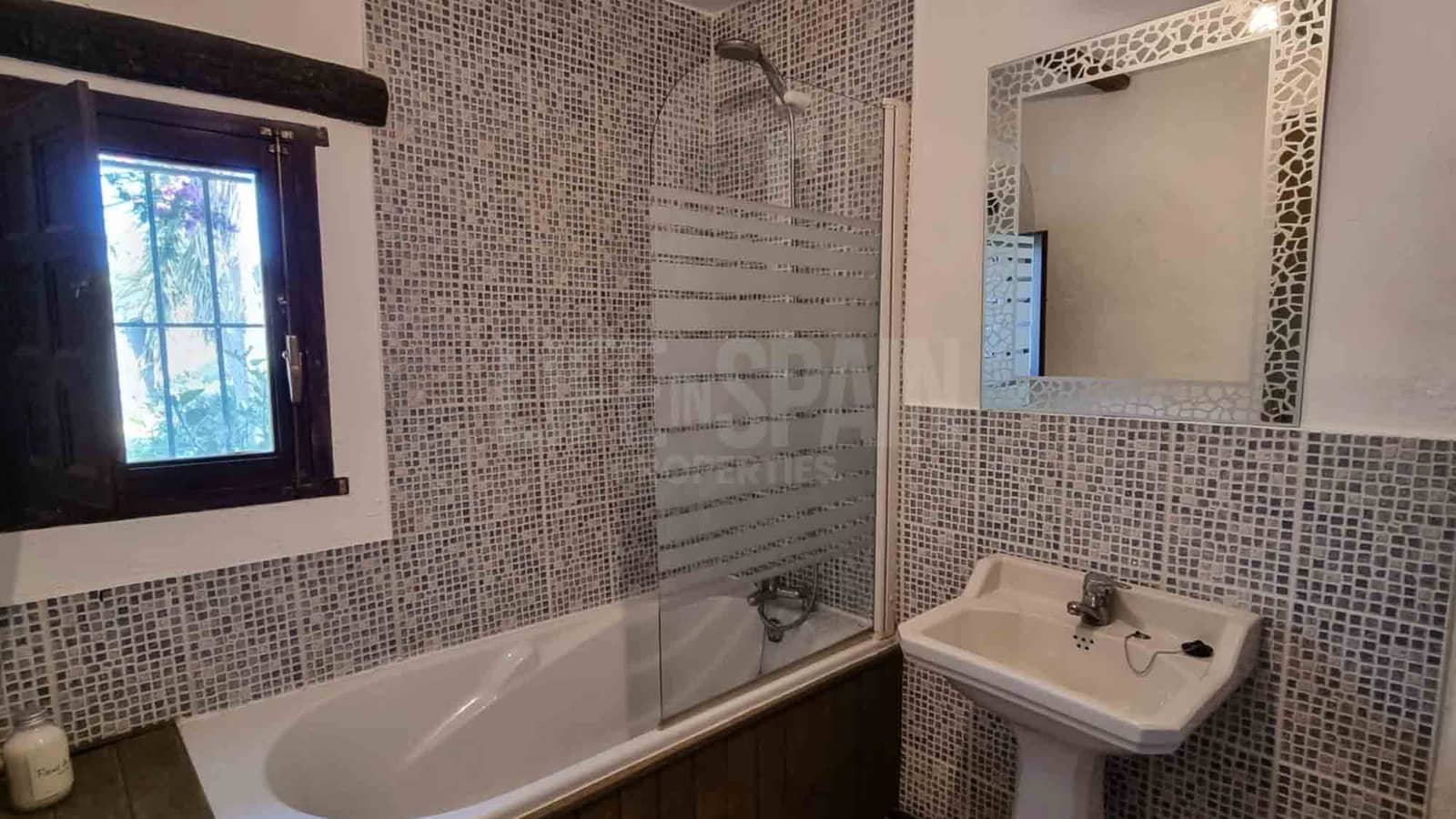 3 soveværelse Finca/Landehus til salg i El Perello med swimmingpool - € 295.000 (Ref: 8567597)