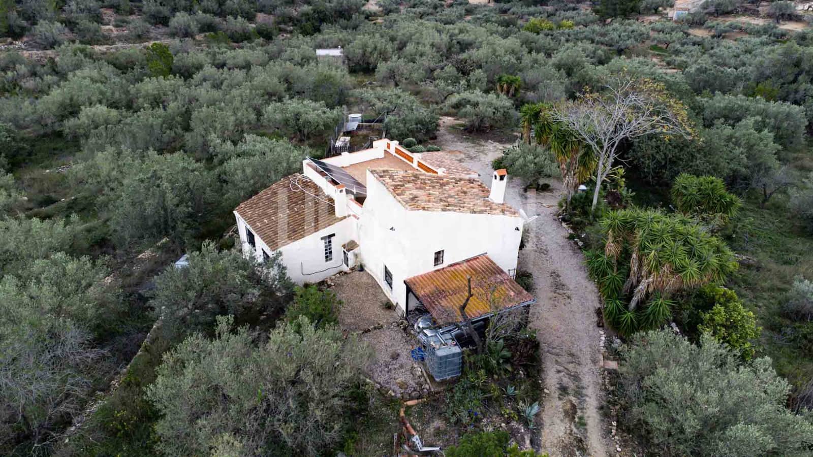3 soveværelse Finca/Landehus til salg i El Perello med swimmingpool - € 295.000 (Ref: 8567597)
